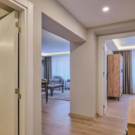 Luxury Aparments Of Kadikoey, Pavlonya Suits Appartement *
