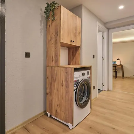 Luxury Aparments Of Kadikoey, Pavlonya Suits דירה *