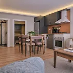 Luxury Aparments Of Kadikoey, Pavlonya Suits *