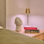 Luxury Aparments Of Kadikoey, Pavlonya Suits *
